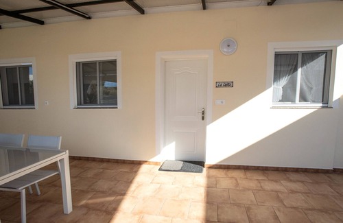 Mutxamel House | Holiday Home 'La Casita' with Sea View, Wi-Fi and Air Conditioning
