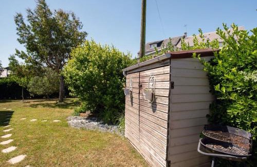 Champeaux House | Holiday Home La Gare by Interhome