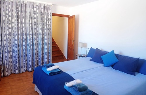 Son Coll Ski Chalet | Holiday HOme 'Las Brisas Port Des Canonge' with Private Pool, Sea View and Air Conditioning