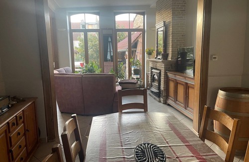 Bergues House | Holiday Home "Le Gite Berguois" with Private Pool & Wi-Fi
