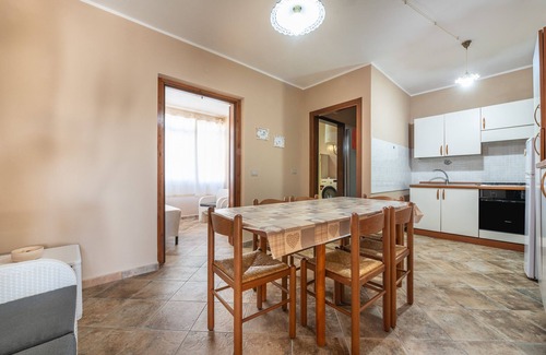 Calasetta House | Holiday Home 'Le Sabbie Bianche' with Private Terrace and Air Conditioning