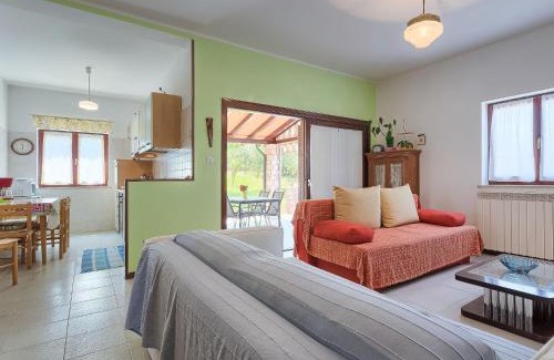 Đuba House | Holiday Home Licia by Interhome