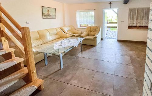 Blanki House | Holiday Home Lidzbark Warminski Haus Am See Klebowo