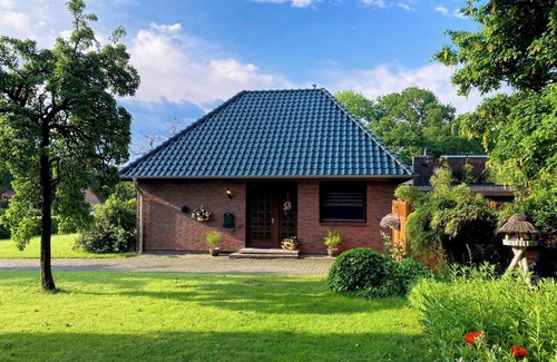 Wolmersdorf House | Holiday Home 'Lisa' with Private Terrace, Private Garden and Wi-Fi