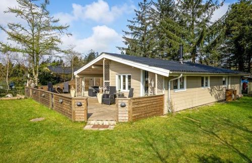 Hals House | Holiday Home Livni - from the sea by Interhome