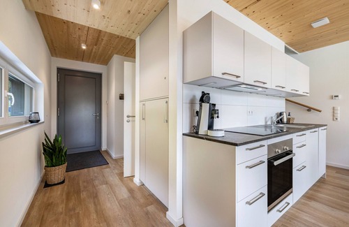 Beuron House | Holiday Home 'Lupus 2' with Mountain View, Private Terrace and Wi-Fi