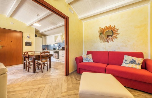 Villasimius House | Holiday Home 'Luxury Apartment Simius' with Sea View, Balconies and Wi-Fi