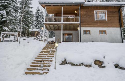 Kangasniemi House | Holiday Home Mäntyrinne by Interhome