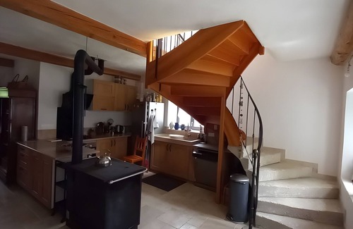 Chabrillan House | Holiday Home 'Maison Le Petit Mas' with Private Terrace and Shared Garden