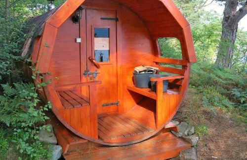 Balestrand House | Holiday Home Maria - FJS114 by Interhome
