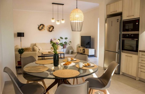Armenoi House | Holiday Home "Marzia's Garden House" with Mountain View & Wi-Fi