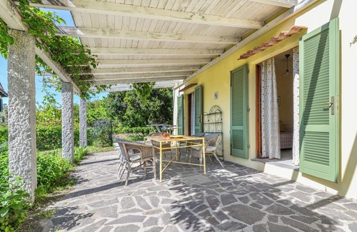 Zanca House | Holiday Home 'Merlo Casa Vai' with Sea View, Wi-Fi and Air Conditioning