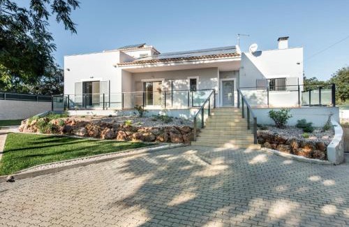 Vilamoura House | Holiday Home Meu Cantinho by Interhome