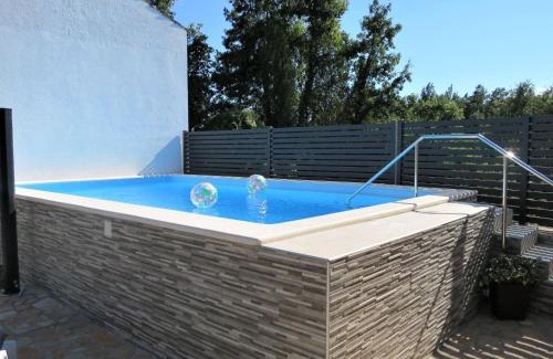 Foli House | Holiday Home Milka 1 by Interhome