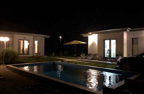 Abrahamhegy House | Holiday home modernly furnished with pool, washing machine and dishwasher