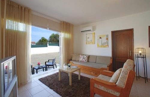 Cerro Grande House | Holiday Home Monte Novo by Interhome