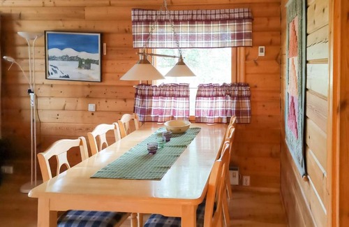Yllasjarvi House | Holiday Home Muonalan majoitus 1 by Interhome