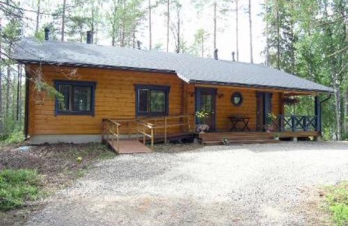 Haapamaki House | Holiday Home Mustikka by Interhome