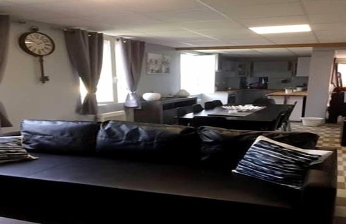Signy-lAbbaye Apartment | Holiday home near cycling trails in Signy-l'Abbaye