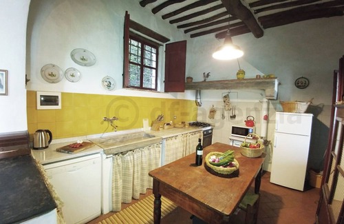 Buti House | Holiday home near Pisa with private pool (up to 16 people)