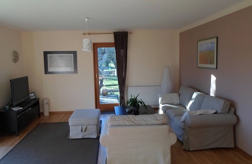 Lehe House | * Holiday home near the North Sea, large apple orchard, oasis of calm in the southwest