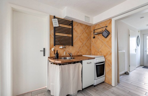 Heide House | Holiday Home 'Nilsson' with Private Terrace, Private Garden and Wi-Fi