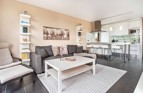 Ueckermuende House | Holiday Home 'Nova Ferienhaus, 50qm' with Private Terrace, Private Garden and Wi-Fi
