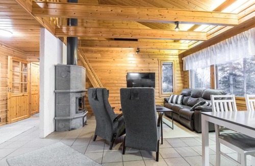 Sirkka House | Holiday Home Päärakka b- 2 skipasses included 2023-24 by Interhome