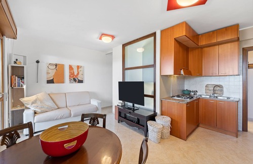 Su Forti House | Holiday Home "Panoramico sul Golfo di Cagliari" with Sea View, Garden & A/C