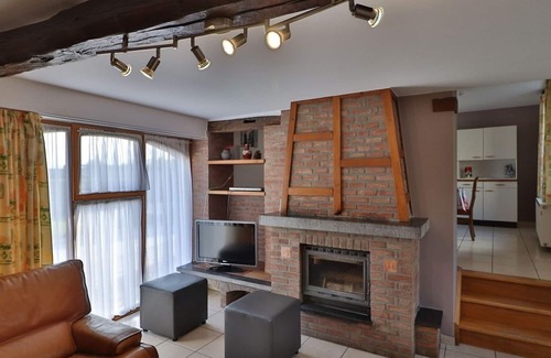Palenge House | Holiday home Palange 11 in Durbuy with fireplace