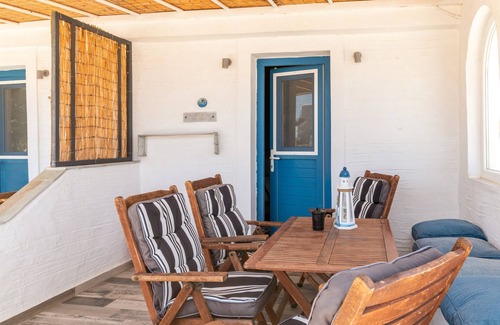 Agios Ioannis House | Holiday Home 'Porto Galini Tinos Syros 105' with Sea View, Wi-Fi and Air Conditioning
