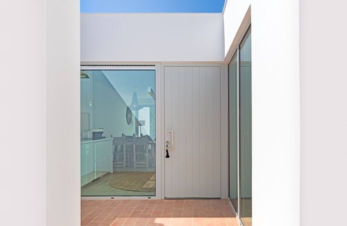 Odemira House | Holiday Home 'Casa 1' with Private Pool, Wi-Fi and Air Conditioning