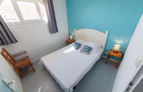 Biscarrosse Plage House | Holiday Home Résidence Dune Blanche - Océan1 by Interhome