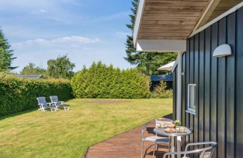 Stillinge Strand House | Holiday Home Rixa - 525m from the sea by Interhome