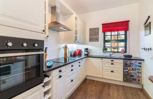 Vale Navio House | Holiday Home Roberts by Interhome