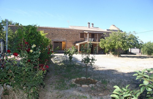 Pozo Alcon House | Holiday Home 'Rural Fábrica Del Azúcar 2' with Mountain View, Wi-Fi and Air Conditioning