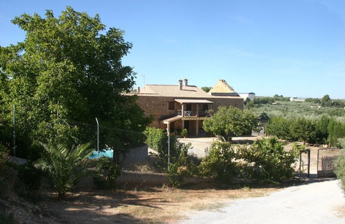 Pozo Alcon House | Holiday Home 'Rural Fábrica Del Azúcar 2' with Mountain View, Wi-Fi and Air Conditioning