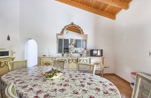 Gioiosa Marea House | Holiday Home 'Rustico 'al Casale' with Sea View, Shared Garden and Wi-Fi