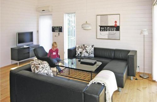 Ronne House | Holiday Home Sahara Rønne I
