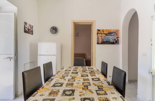 Galatone House | Holiday Home 'Salento' with Garden & A/C