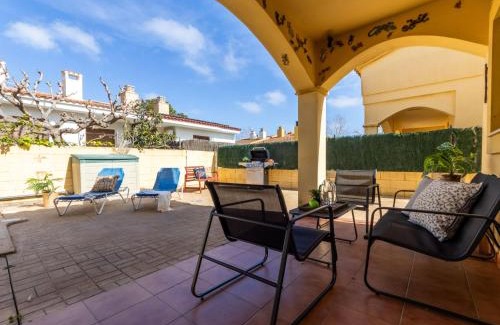 Riumar House | Holiday Home Sargantana by Interhome