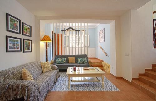Mem Moniz House | Holiday Home Sebastião by Interhome