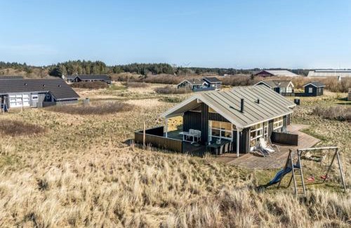 Hirtshals House | Holiday Home Sirkka - 902m from the sea by Interhome
