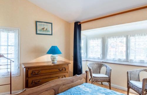 Barneville-Carteret House | Holiday Home Tytisa N-2 by Interhome