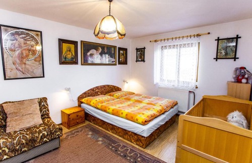 Tatobity House | Holiday Home Tatobity by Interhome