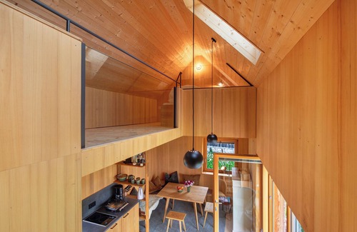 Gemarkung Mohringen House | Holiday Home 'Tinyhaus Am Bussen' with Private Terrace and Private Garden