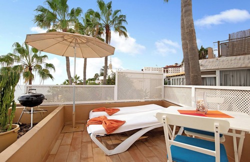 Bahia Calma House | Holiday home "Torre 5" with Sea View, Terrace & Wi-Fi