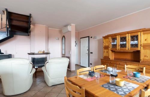 Villa Viani House | Holiday Home Villa Fontana Vecchia by Interhome
