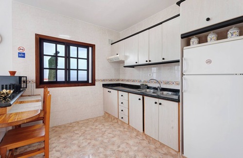 Tigaday Apartment | Holiday Home Villa Luisa 2 with Sea View, Terraces & Wi-Fi
