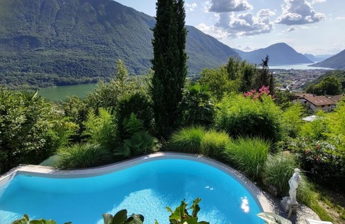 Carlazzo House | Holiday Home Villa Massimo by Interhome